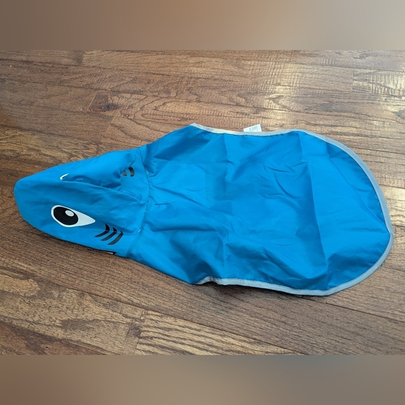 Fetchwear Dog Coat Blue Shark Pet Rain Coat, Size M 17" New - Picture 5 of 12